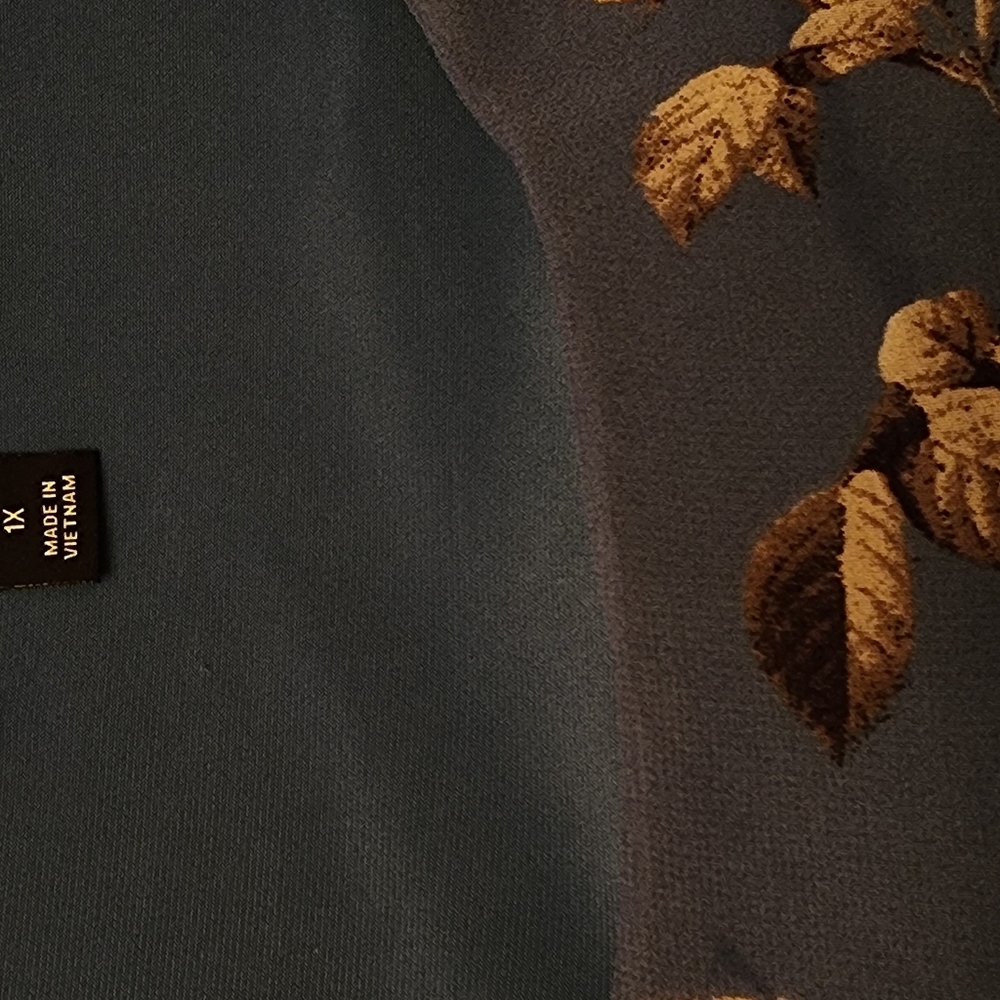 Ladies plus shirt  Alfani - Picture 3 of 5